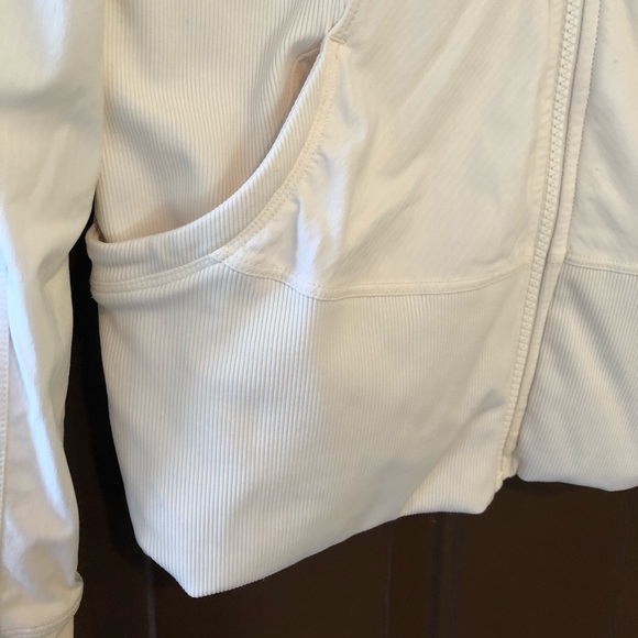🍋 Lululemon In Flux Jacket - Picture 5 of 8